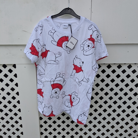 Winnie the Pooh bear tee 🍯❤️ - Picture 4 of 5